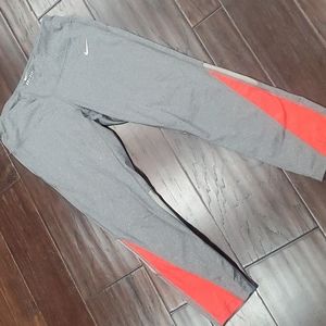 Nike Cropped Leggings